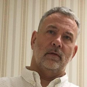 Meet your Posher, Robert